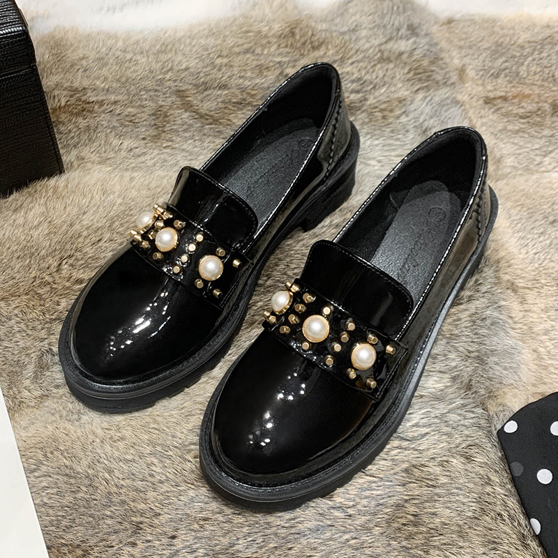 style British metal 7c71f rivets flats japanned leather pearl buckle brogues woman round toe platform oxford shoes plush loafers