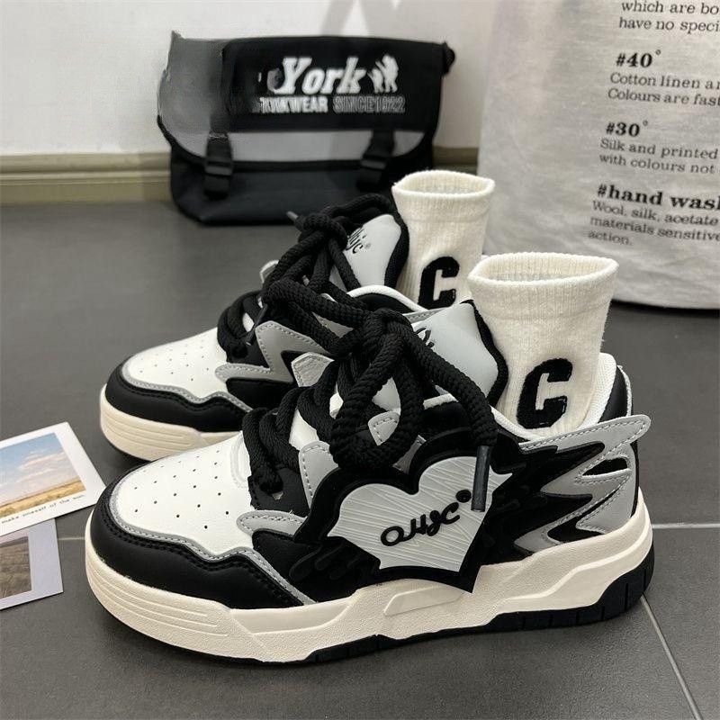 Heart-Shaped Patchwork Women's 2024 Casual Retro Single Shoe