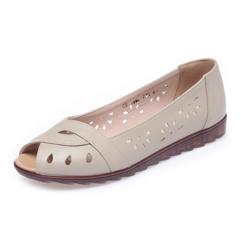2025 NEW Flat New Summer Genuine Leather Mother Non slip Fish Mouth Large Size Casual Sandals Women eef