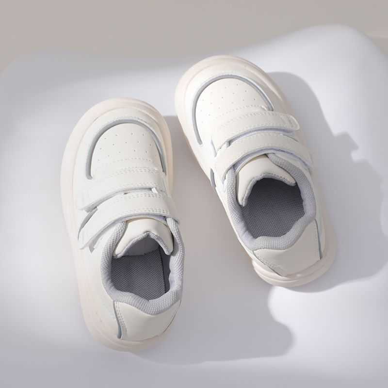 Athletic Outdoor Kindergarten childrens sports girls low top board 2023 new white autumn style boys casual shoes C260130