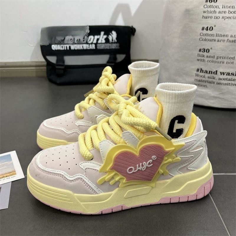 Heart-Shaped Patchwork Women's 2024 Casual Retro Single Shoe