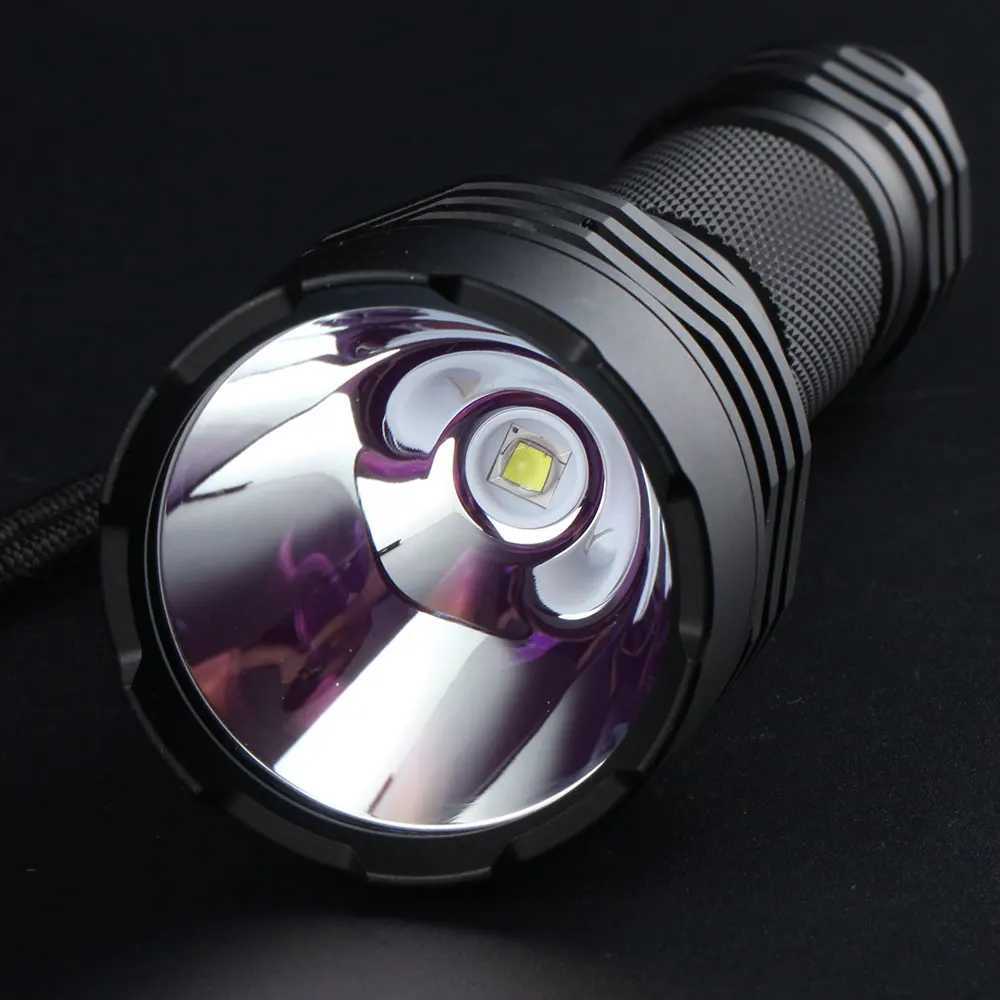 Convoy C8 Plus equipped with Luminus SST40 high-power LED flashlight tactical flashlight 2000lm camping fishing hunting light W240902