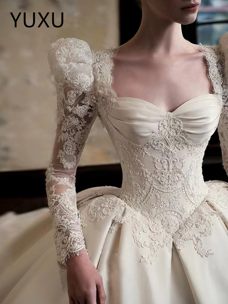 Elegant Long sleeves Satin Wedding Dresses luxury long Sleeves Court Train Bridal Gowns Elegant Ivory Satin Ruffles beach Boho Country Bride Reception