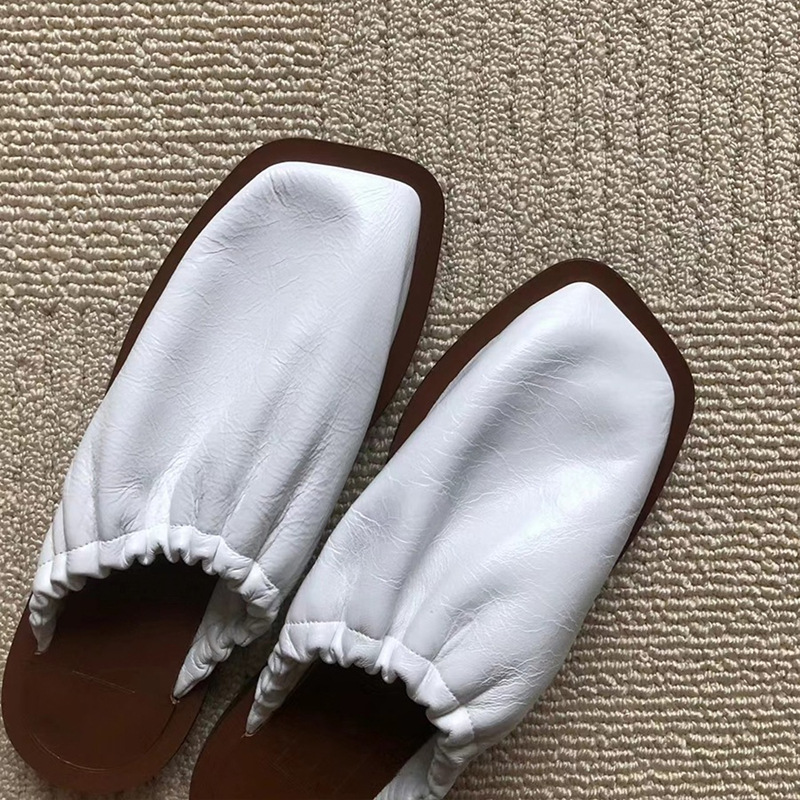 Female 2023 Slippers Fashion Casual Mules Square Toe Sandals Women Flat Outdoor Walking New Slides atillas