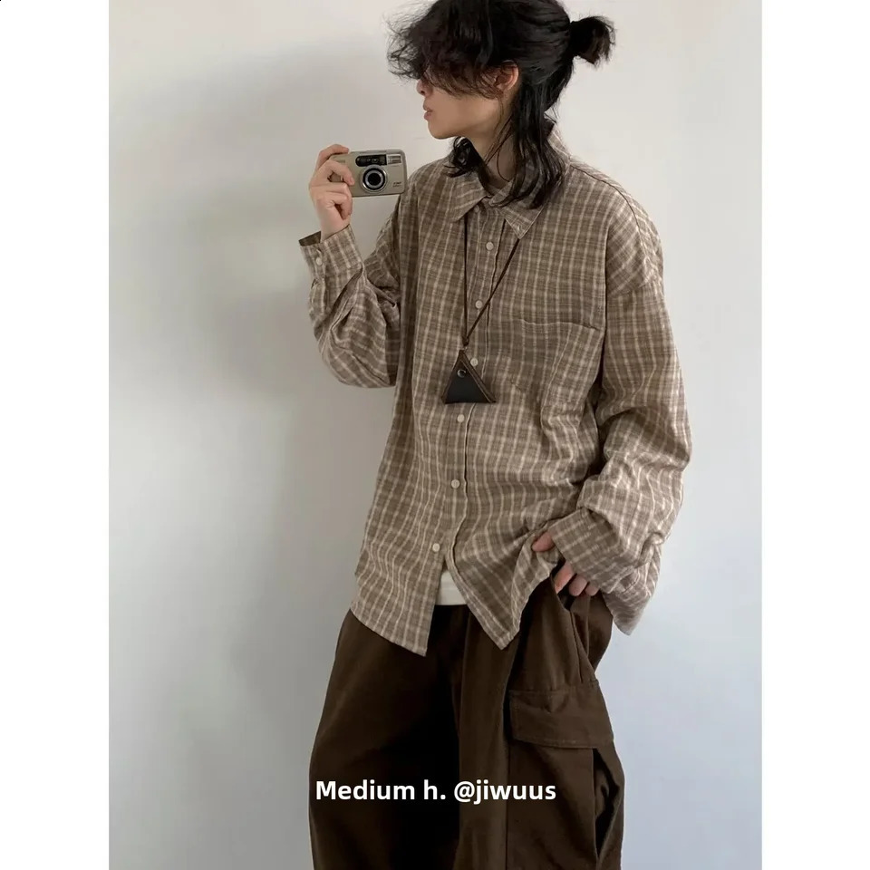 Japanese Style Plaid Long Sleeve Shirt For Men Casual Loose Fit Jacket Trendy Vintage Couple Base Shirt Spring Autumn Season 240902