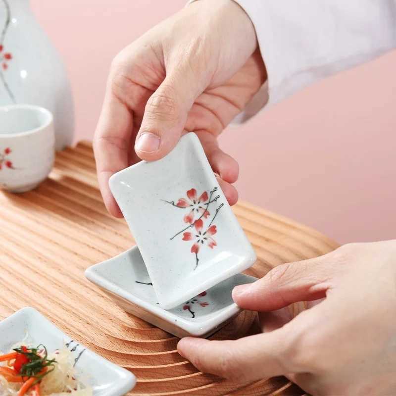 Ceramic Sauce Dish Japanese Porcelain Tableware Seasoning Plate Vinegar Dipping Soy Sauce Plate Small Dish Kitchen Supplies Y240902