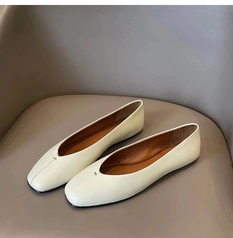 2024 Ladies Spring Autumn Comfort Sweet Woman Round Head Shallow Round Toe Single Shoes Ballet Flats Solid Color Female