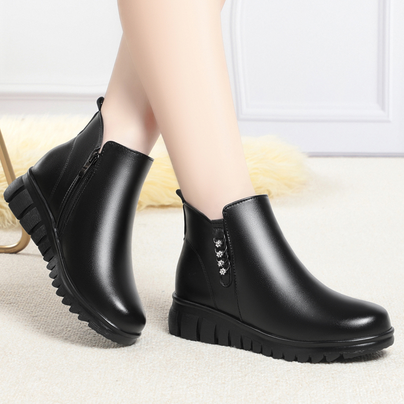 AIYUQI Mom Snow Boots Non-slip Large Size Natural Wool Women's Ankle Boots Flat For Middle-aged Elderly Women Booties