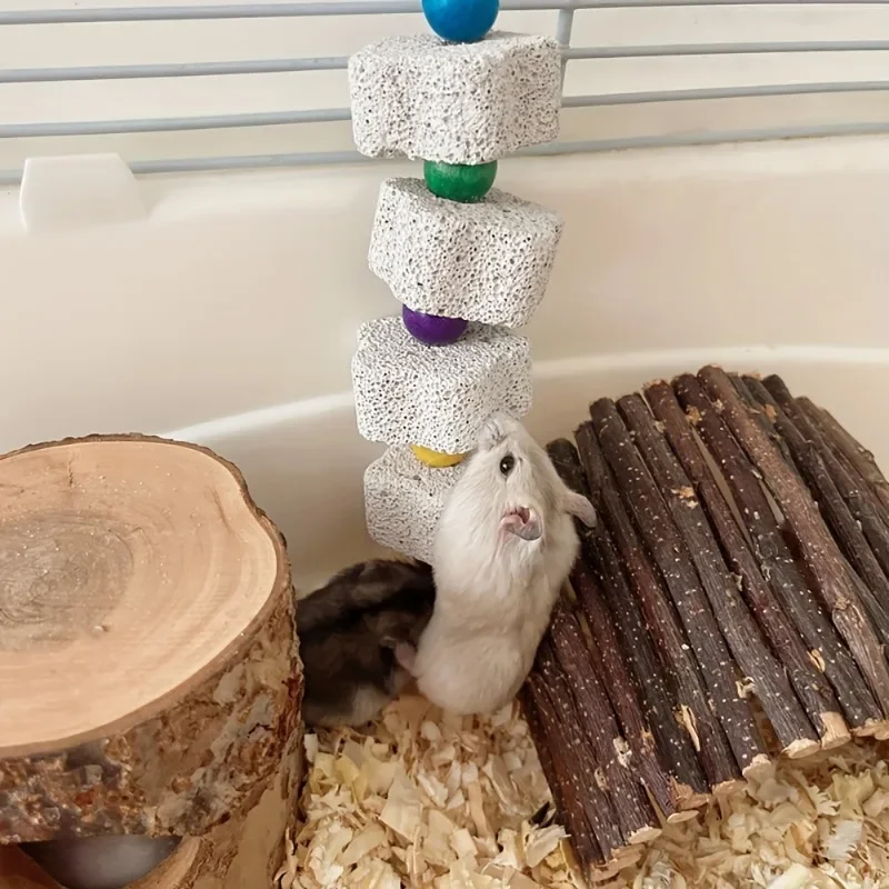 Flower-Shaped Bird Molar Toy Parrot Grinding Stone Bird Cage Toy Parakeet Chinchilla Squirrel Toy Bird Cage Accessories