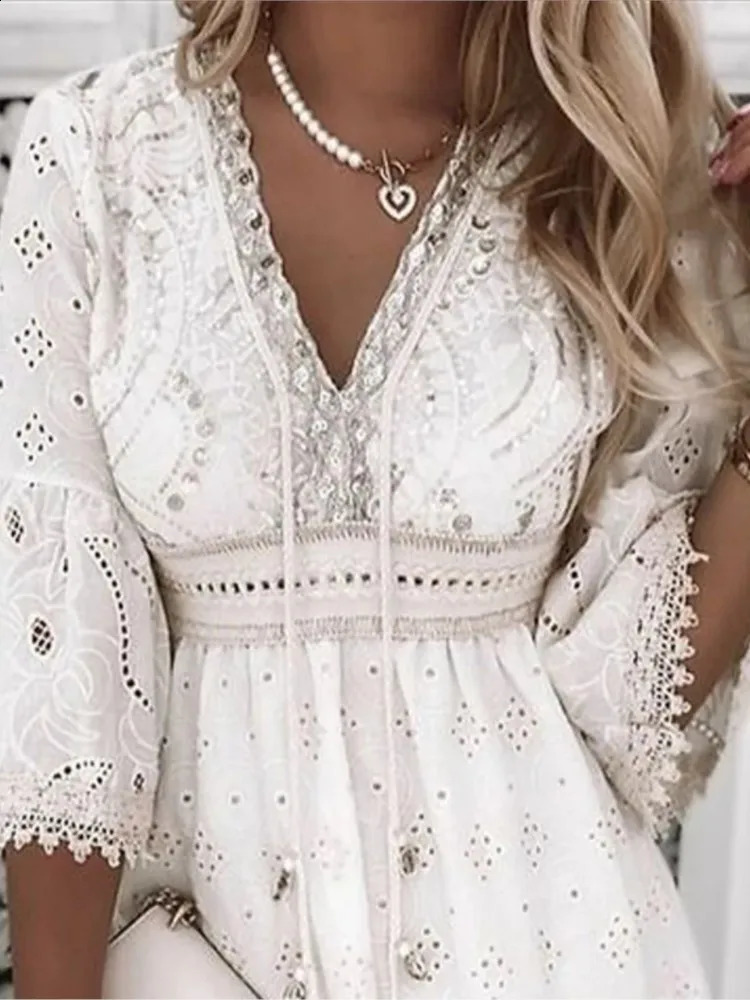 Elegant womens white hollow lace mini dress summer V-neck patchwork lace one-third sleeve womens vacation beach dress 240903