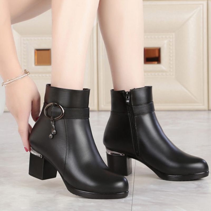 AIYUQI Women Winter Wool Boots 2024 New Genuine Leather Ladies Ankle Boots Big Size Warm Trend Female Booties