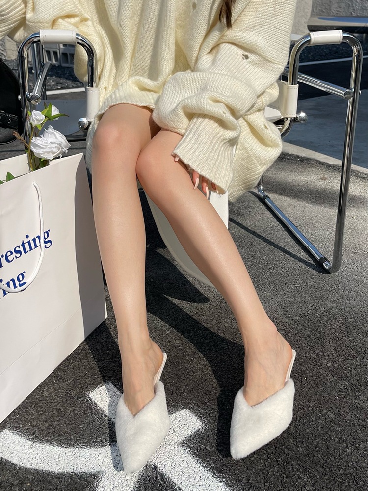 Slippers Winter Pointed Toe Shallow Slip On Women Slipper Fashion Warm Plush Ladies Elegant Mules Shoes Thin Low Heel Slide