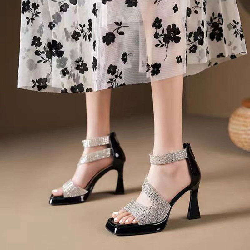 2025 new Fashion Platform Sandals Summer New Open-toe Chunky Rhinester Waterproof Table Back Zipper Quality High Heels db89