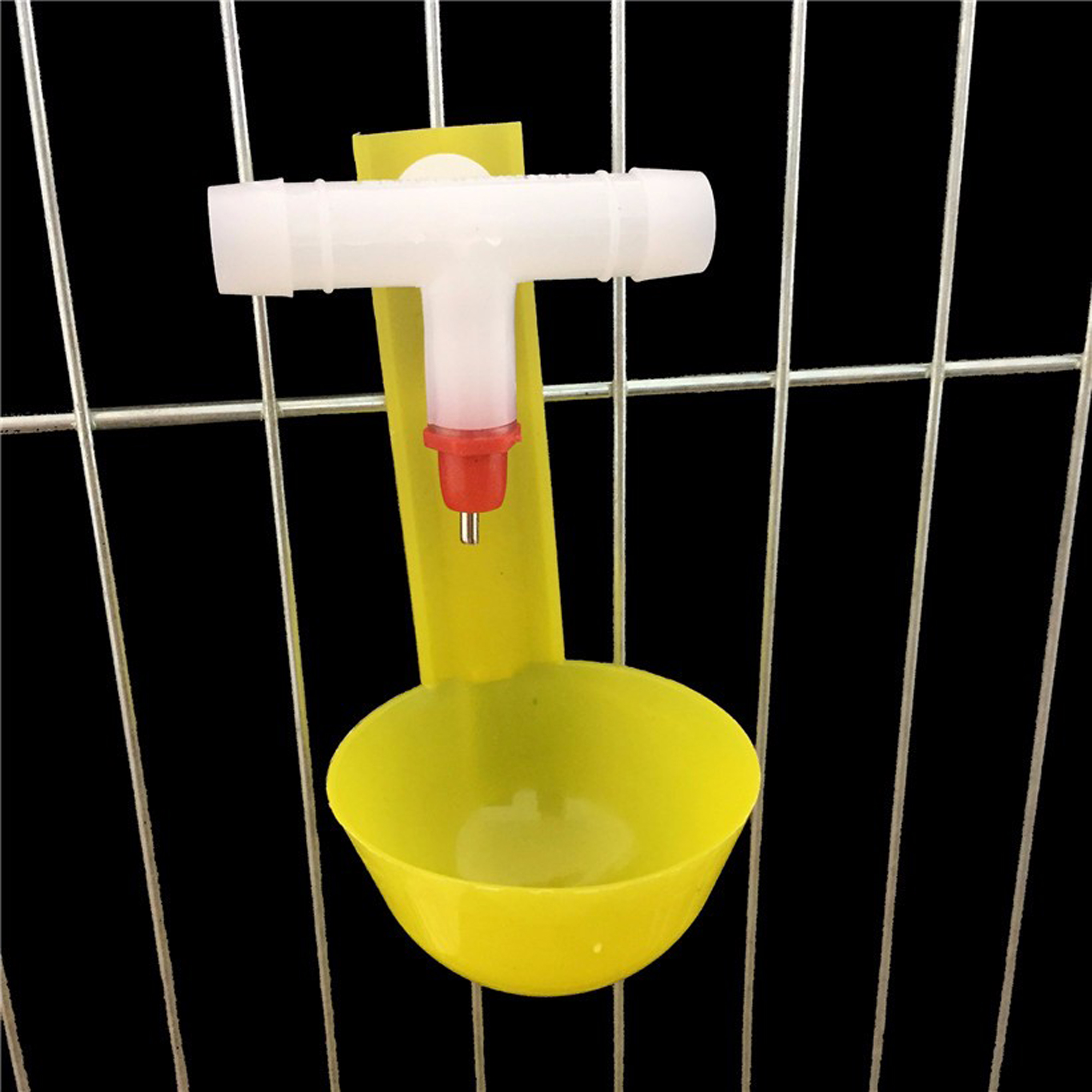 Chicken Drinking Cup Ball Drinking Chicken Water System Nipple Drinking Cup Chicken Feeder Farming Poultry Feeding Supplies 5Pcs