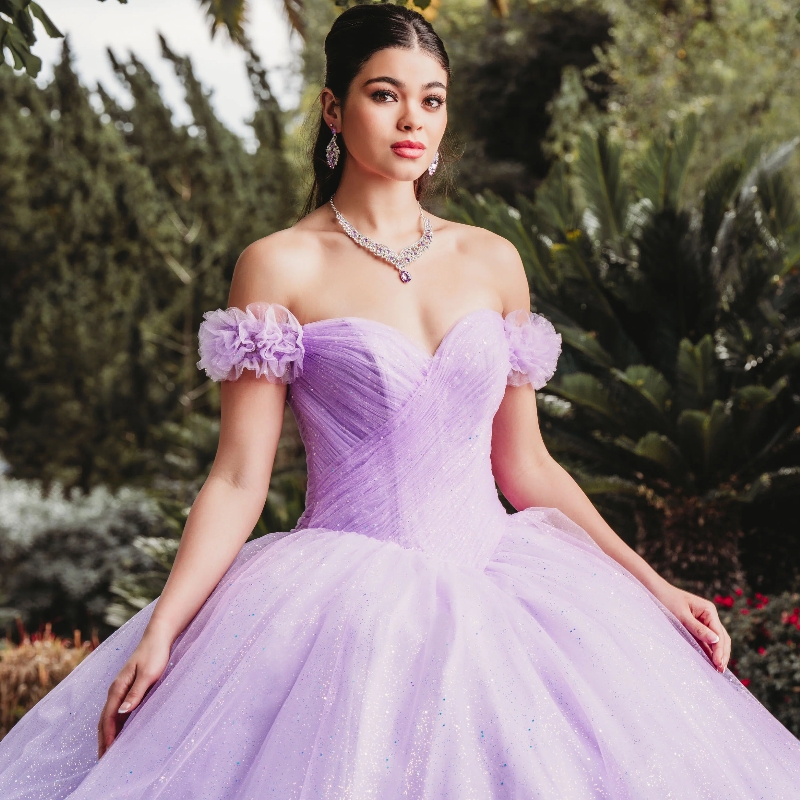 Lilac Shiny Quinceanera Dresses Ball Gown Off The Shoulder Birthday Party Bow Tull Tiered Corset Sweet 16 Dress Vestido De 15 Anos