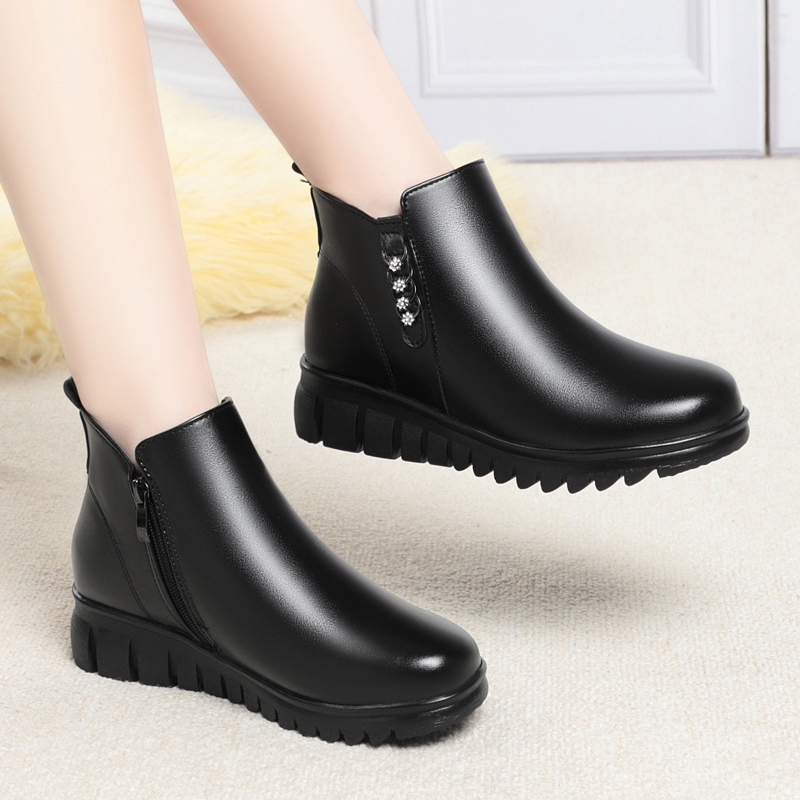 AIYUQI Mom Snow Boots Non-slip Large Size Natural Wool Women's Ankle Boots Flat For Middle-aged Elderly Women Booties