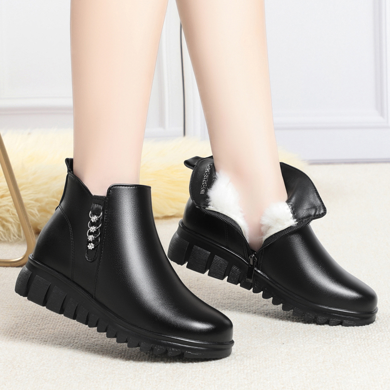 AIYUQI Mom Snow Boots Non-slip Large Size Natural Wool Women's Ankle Boots Flat For Middle-aged Elderly Women Booties