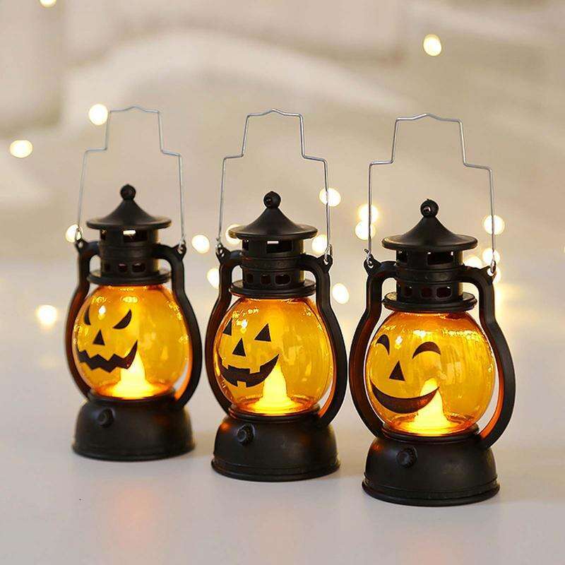 2024 New Halloween LED Retro Lantern Battery Operated Flickering Pumpkin Lanterns For Garden Landscape Decoration
