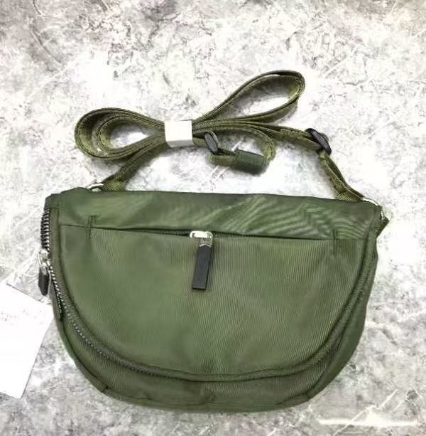 Uu-L3422 Sports And Leisure Yoga Daily Collocation Ladies Shoulder Diagonal Bag 2L Portable