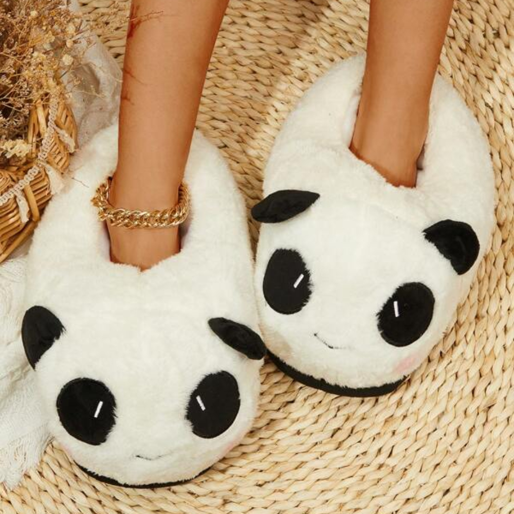 Cute Panda Shaped Winter New Women Slipper Soft Heel Platform Fur Warm Indoor Comfortable Home Fluffy Home Slippers Shoes 345
