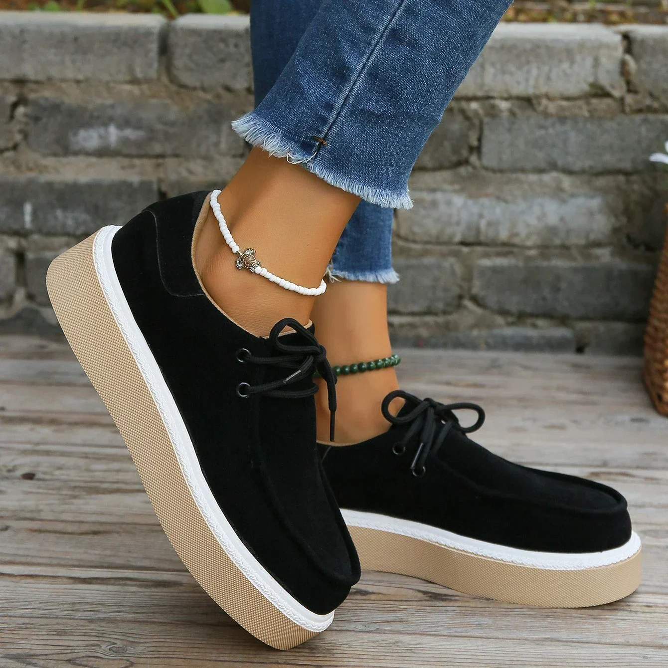 Large Size Women's Comfort Breathable Suede Sneakers Ladies Low Top Thick Sole Casual Sports Shoes for Women Zapatos Mujer2024