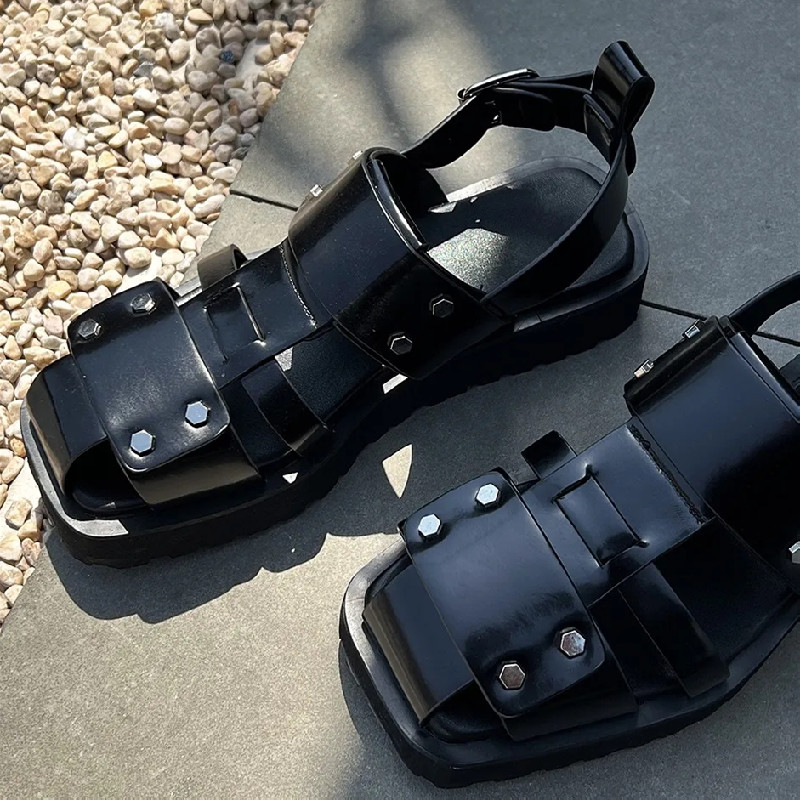 Rivet Metal Punk Platform Summer High Quality Buckle Leather Sandals for Men urious Design Comfortable Shoes Comtable
