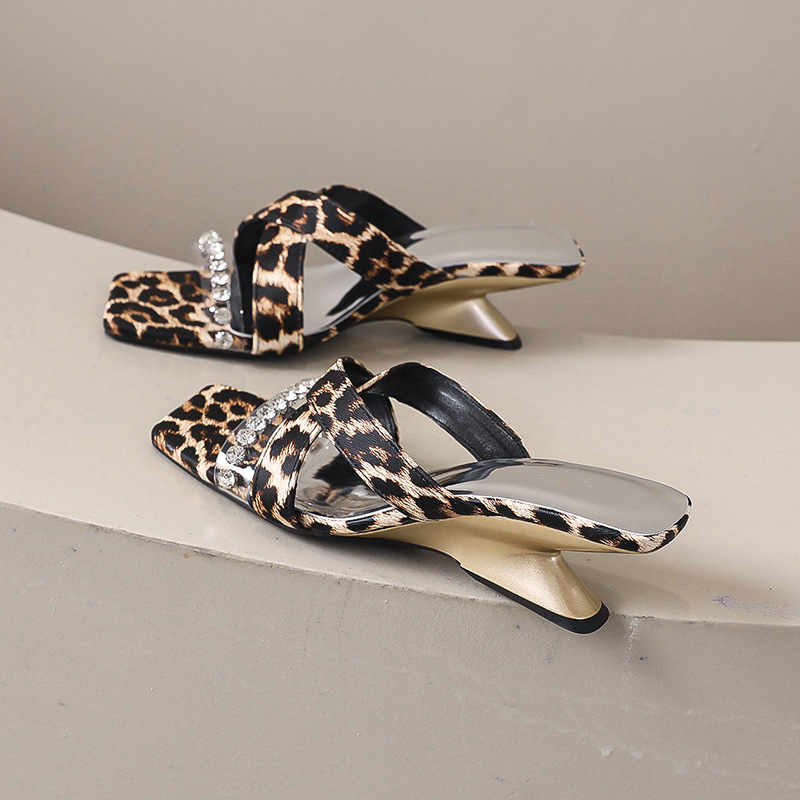 2025 new High Leopard Heels Women Sandals Party Pointed Toe Dress Shoes Summer Slippers Designer Mules New Female Pumps Slides 7770