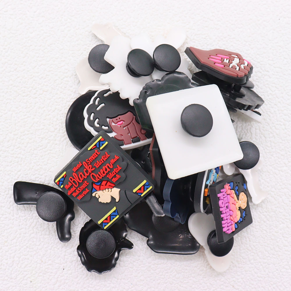 50Pcs Wholesale Fashion Girls Black Educated Queen Slippers Shoe Buckle Charms Yoga Accessories DIY Bracelet