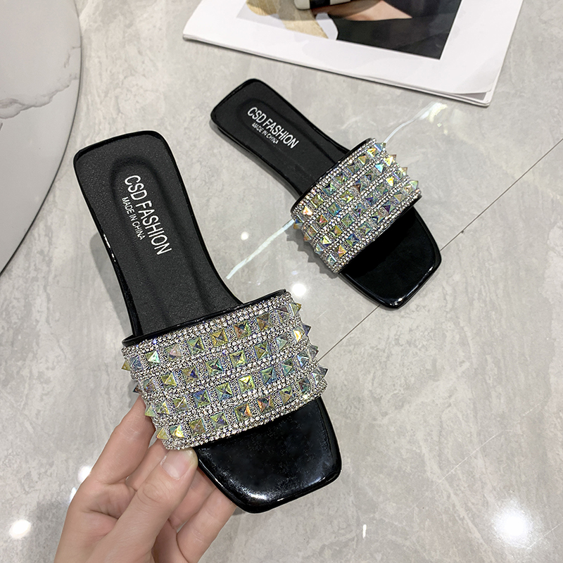 Women Slippers Summer Flat Shoes Slides Rivet Lady Low Pantofle Soft New Designer Girl Fashion PU Rubber Female 9067