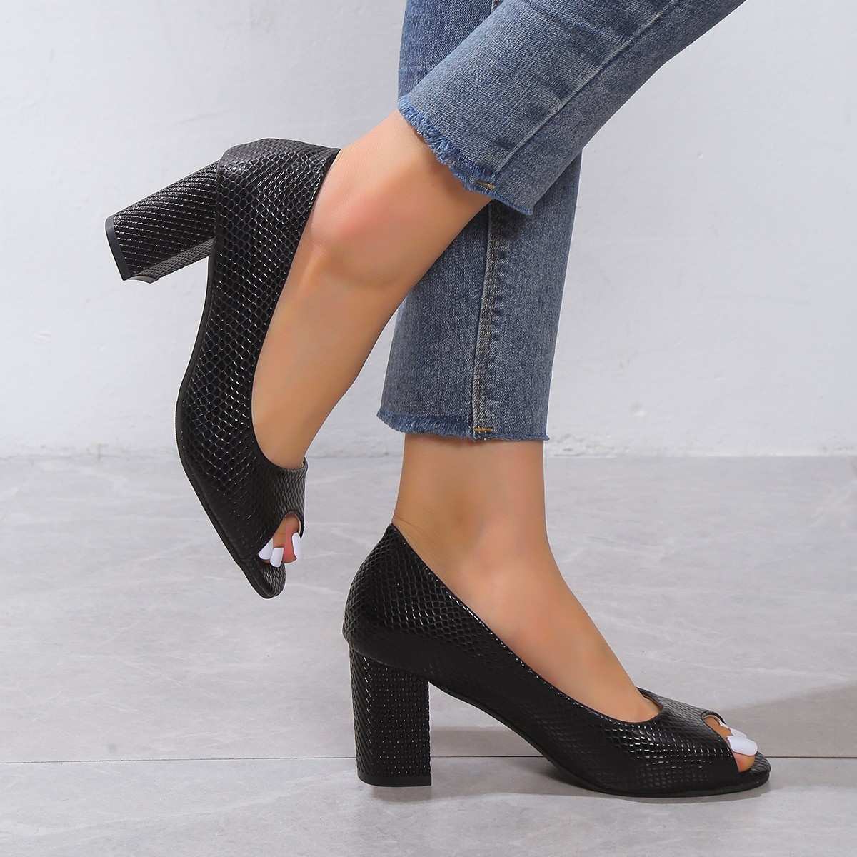 Women's Peep Toe High Heels Shoes Fashion Shallow Mouth Slip On Pumps Woman Patent Leather Thick Heeled Office Work Shoes Ladies