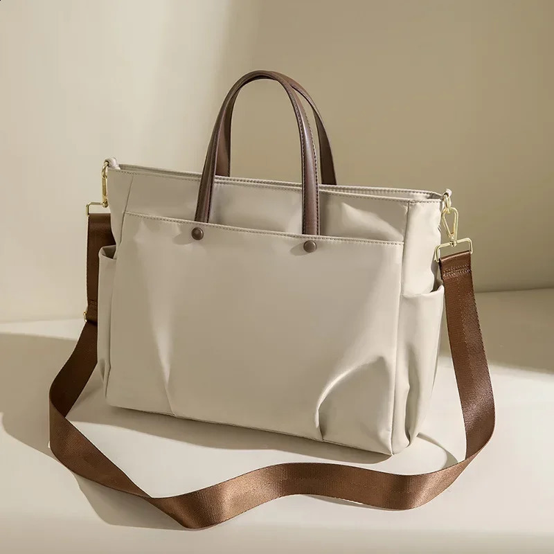 Womens handbag business briefcase fashionable waterproof and wear-resistant shoulder bag Accomodates 14/15 inch laptop womens handbag 240902