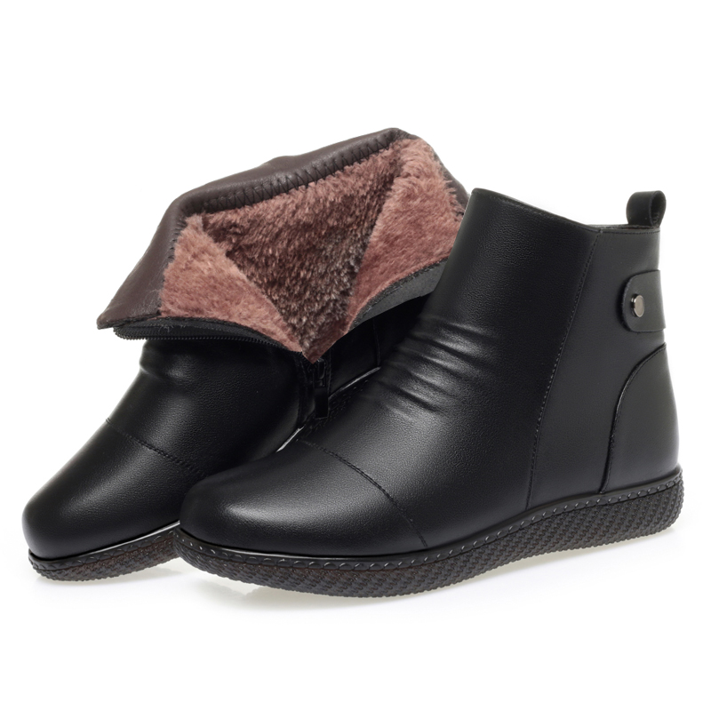 AIYUQI Snow Boots Women 2024 New Anti slip Genuine Leather Mother Boots Flat Large Size Wool Warm Women's Short Boots
