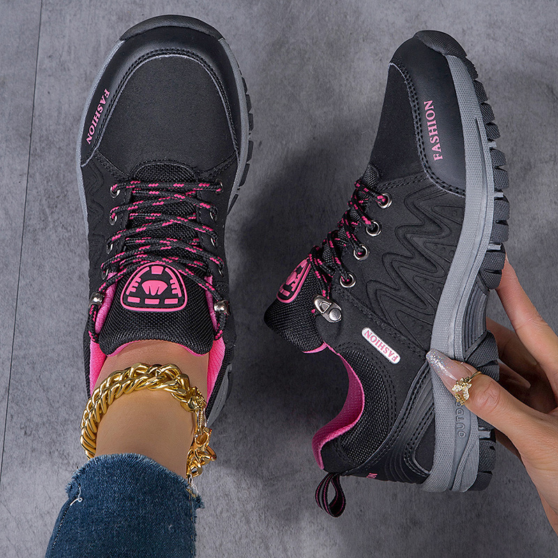2025 NEW Fashionable Women s Hiking Comfortable Breathable Outdoor Sports and Leisure Anti Slip Black Running Shoes f