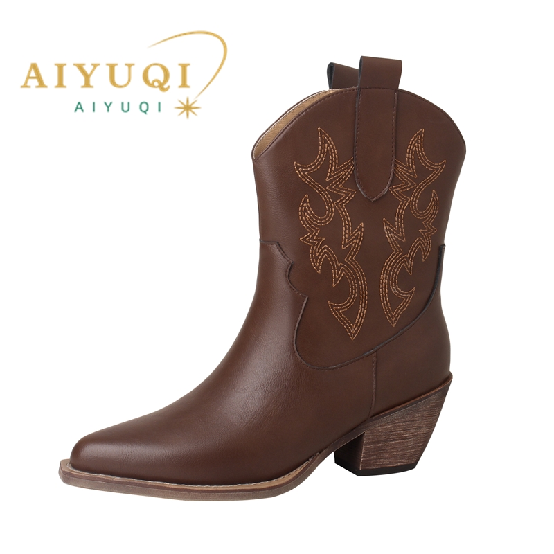 Western AIYUQI cowboy sleeve pointed toe short thick heel large size women's ankle boots 53d0