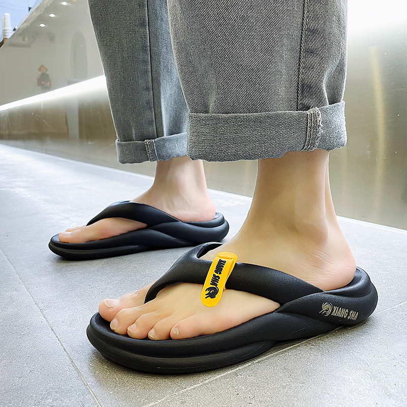 Men Slippers Flip Flops Indoor Outdoor Beach Sandals Fashion Thick Soft Bottom Slides Non-slip Men Home Slippers Flip Flops