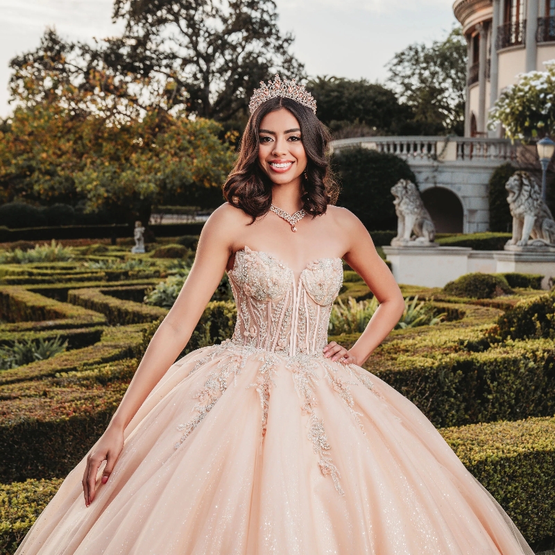 Champagne Shiny Off The Shoulder Princess Ball Gown Quinceanera Dresses Beads Crystal Tull Sequin Sweet 16 Dress Vestidos De XV 15 Anos