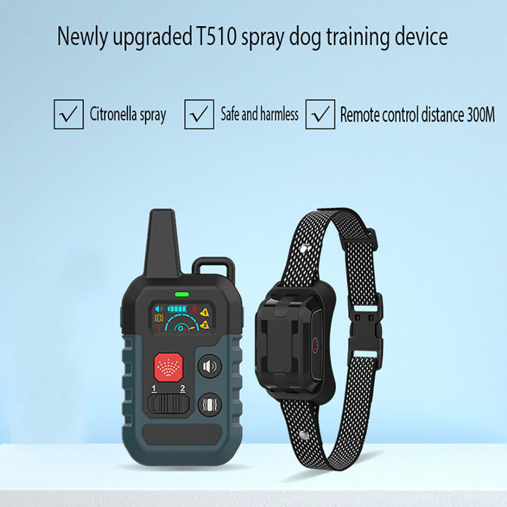 New Spray Dog ​​Training Device Pet Training Collar Remote Control Dog Training Device Anti-Barking Device Training Collar