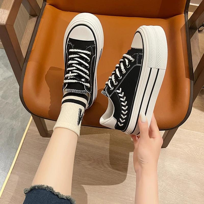 Women Platform Canvas Shoes Height Increasing Chunky Sneakers for Youth Girls Outdoor Trainers Female Ladies Thick Sole Footwear