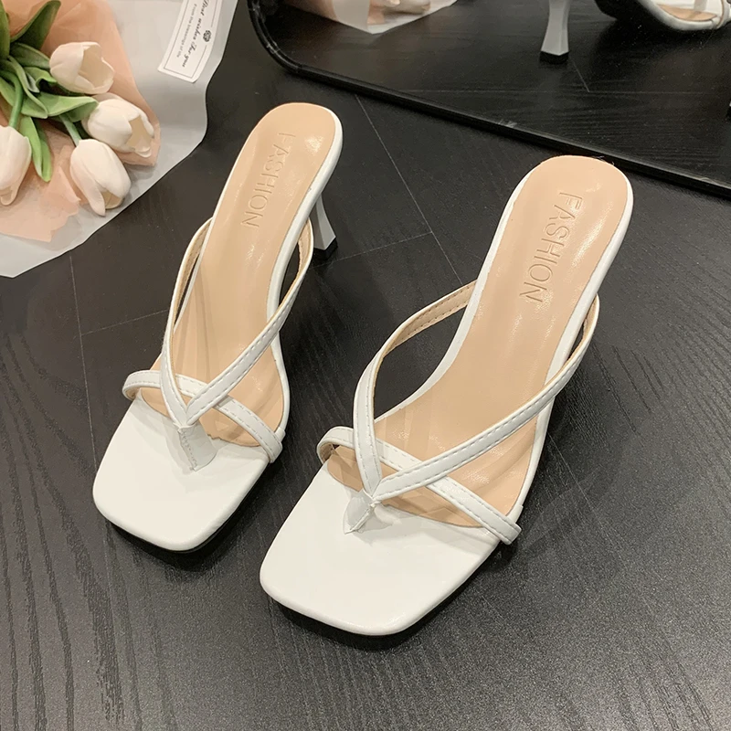Thin Pumps Peach Shoes 2024 Slippers Runway Toe Loop Sandals Celebrity Slides Women Candy High Heels Club Ring Flip Flop