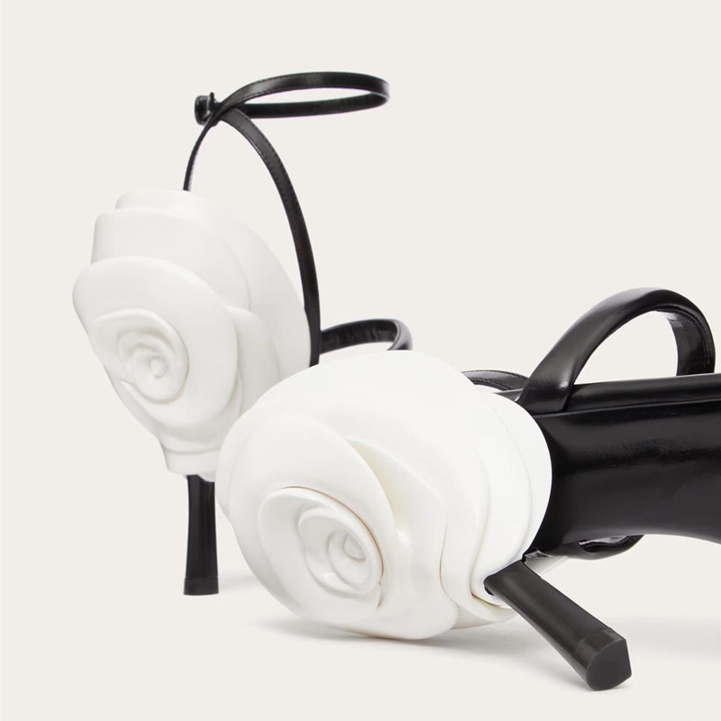 2025 new Plastic Summer Fashion Big wers Women Gladiator Sandals Elegant Stiletto High heels Star Style Party Banquet Shoes Sandalias