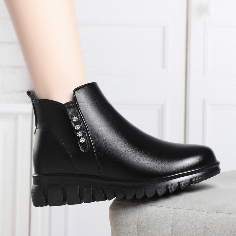 AIYUQI Mom Snow Boots Non-slip Large Size Natural Wool Women's Ankle Boots Flat For Middle-aged Elderly Women Booties