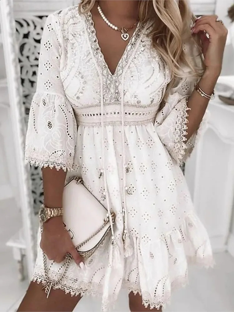 Elegant womens white hollow lace mini dress summer V-neck patchwork lace one-third sleeve womens vacation beach dress 240903