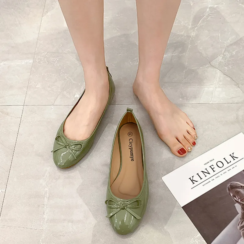 Flats Ballet Women Classics Casual Loafers Red Patent Leather Lady Fashion Design Bowknot Shoes for Woman's Spring/Autumn 5880