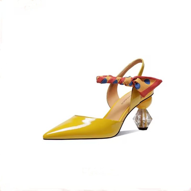 Transparent Fashion Thick Heel Baotou Sandals Women's Edition 2024 Summer New Lacquer Quality Leather One E Buckle Pointed High Heels 5C58 New Bu