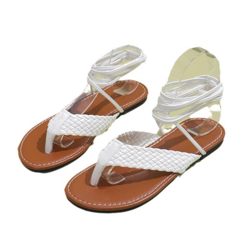 2025 new Rome Flats Sandals Clip Toe Women Summer New Trend Slippers Fashion Casual Beach Flip ps Cozy Designer Mujer Shoes 636f