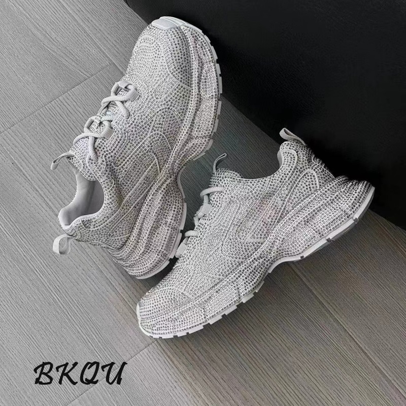 female vulcanized full of star water diamond thick bottom fried street Daddy 2024 spring new ins tide cake casual shoes