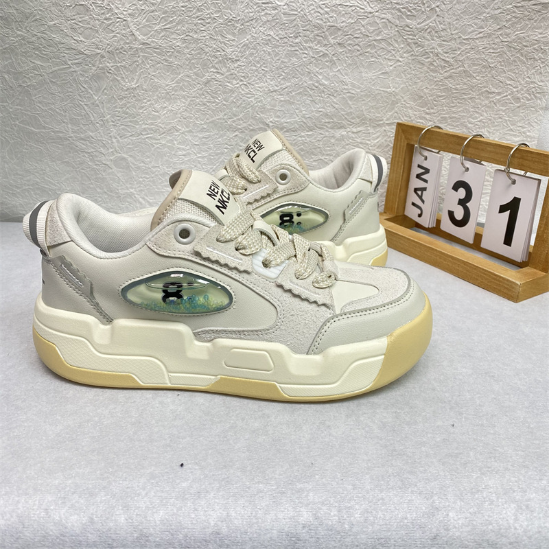 Women's thick soled height increasing versatile Hong Kong style sports and leisure shoes