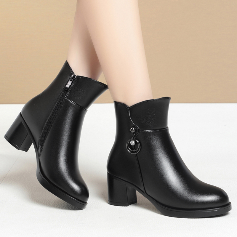 AIYUQI Women's Winter Boots 2024 New Wool Warm Women's Dress Boots Fashion Mid Heel Large Size Mom Ankle Boots