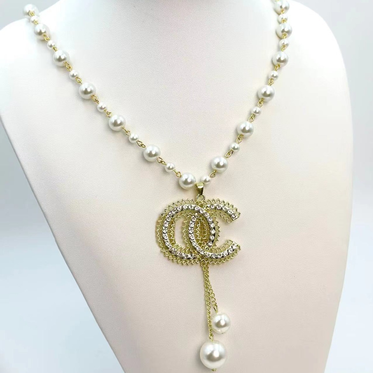 Designer for Women Pearl Pendant Necklaces Choker Tassel Necklace Chain Jewelry Gifts