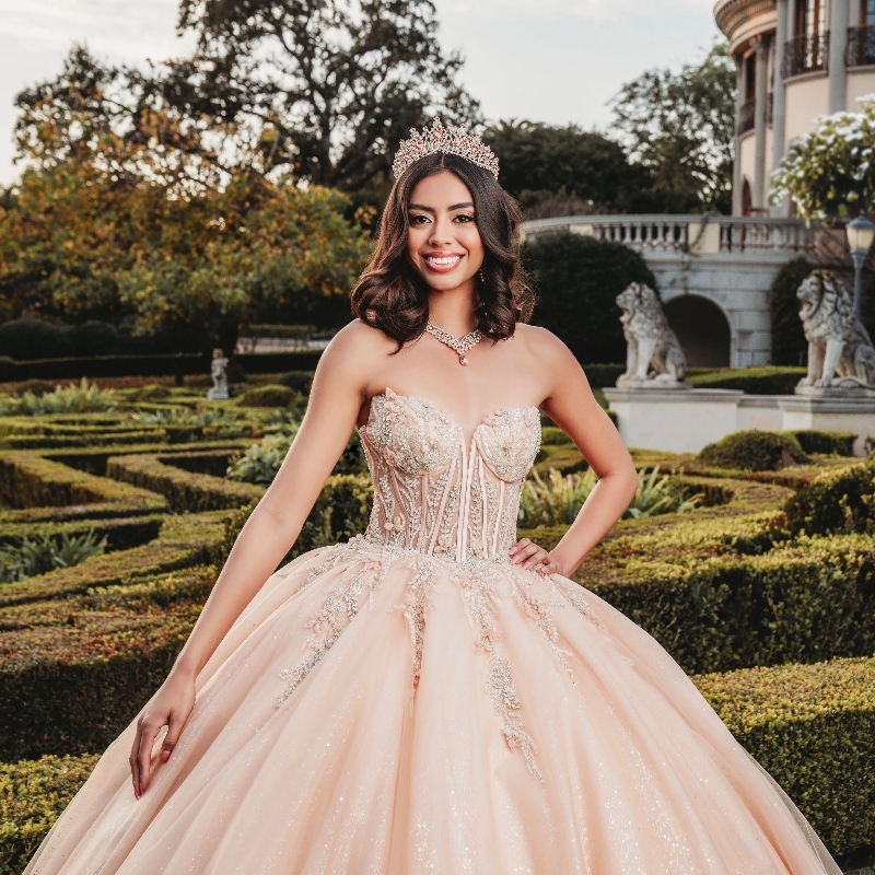 Champagne Shiny Off The Shoulder Princess Ball Gown Quinceanera Dresses Beads Crystal Tull Sequin Sweet 16 Dress Vestidos De XV 15 Anos